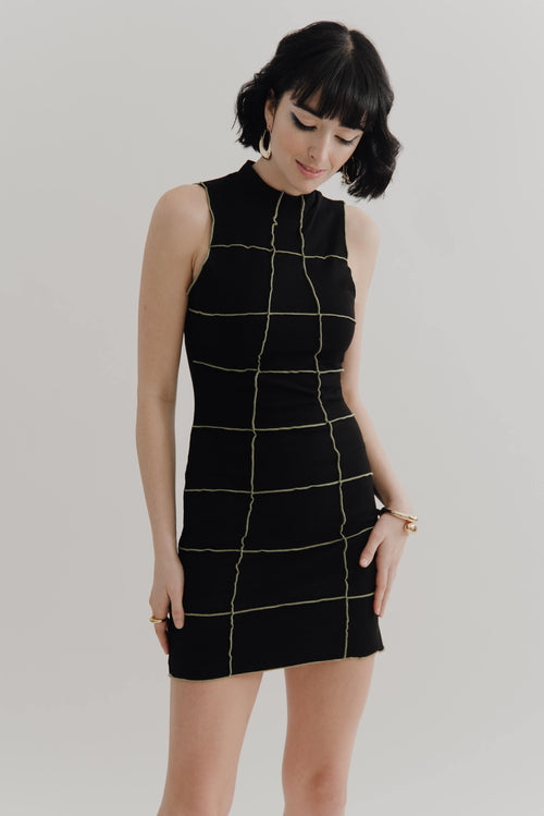 black bodycon dress for summer maternity attire